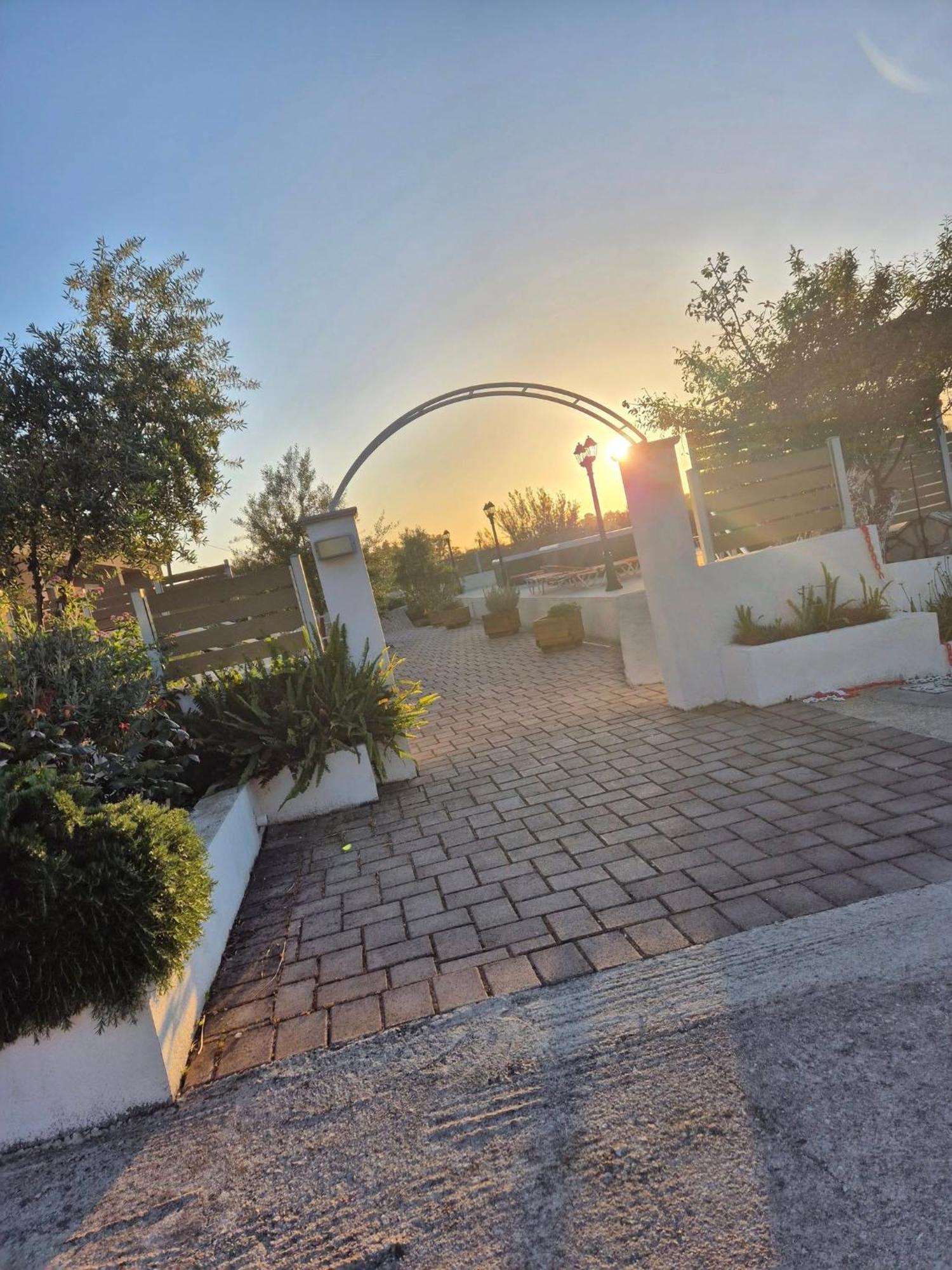 Tzogias Apartments Nonna Studio Ласі Екстер'єр фото