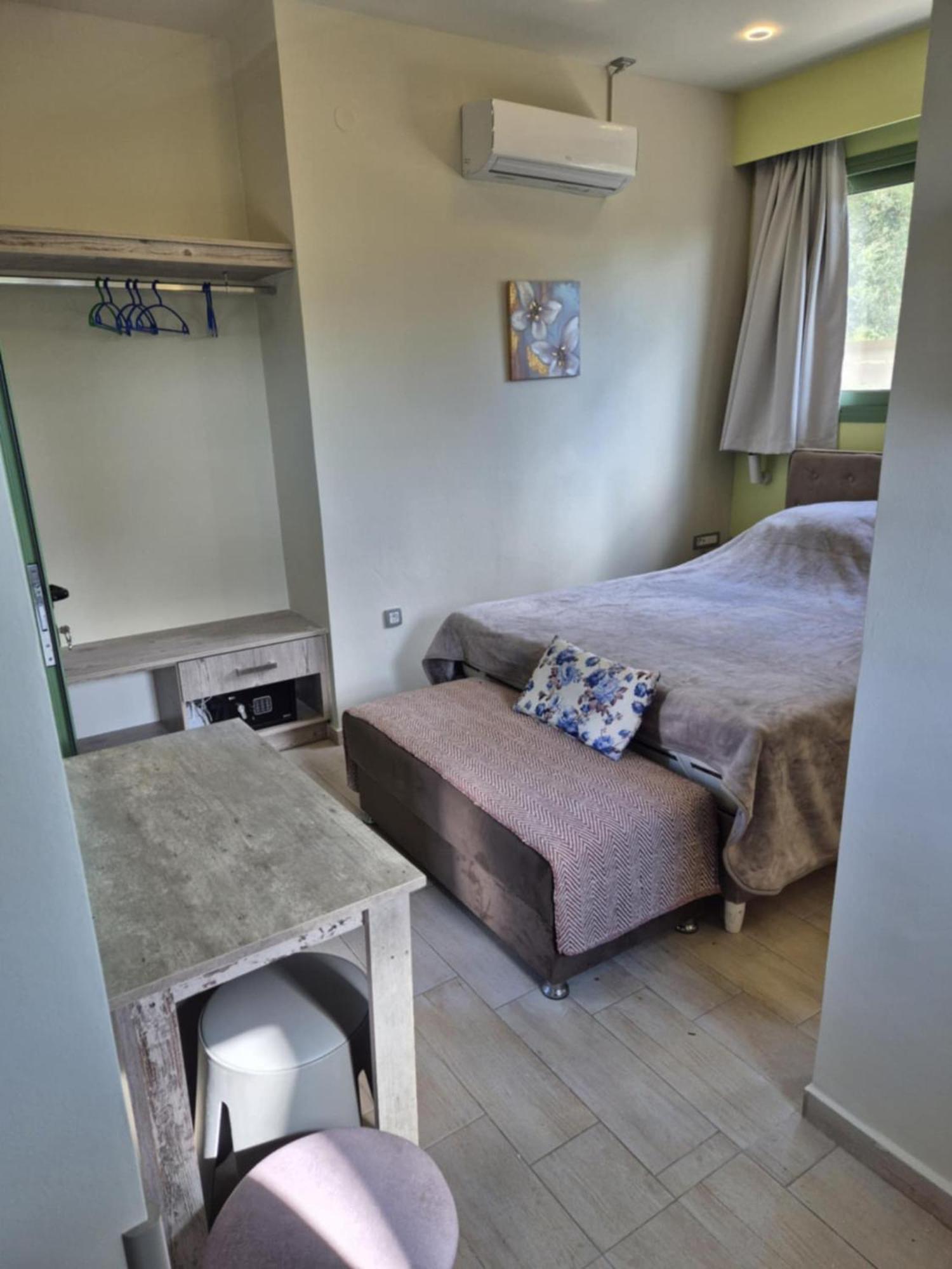 Tzogias Apartments Nonna Studio Ласі Екстер'єр фото